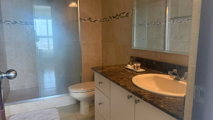 Alquilo apartamento amoblado en PH Grand Bay Tower Ave Balboa