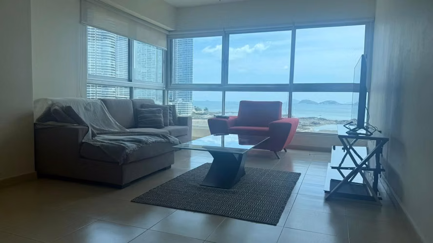 Alquilo apartamento amoblado en PH Grand Bay Tower Ave Balboa