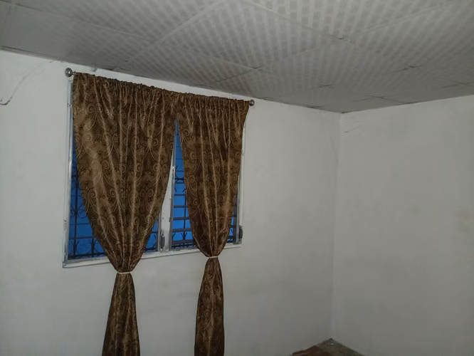 Venta de casa en El Crisol 4 recámaras  2 baños, parking,   $ 90,000