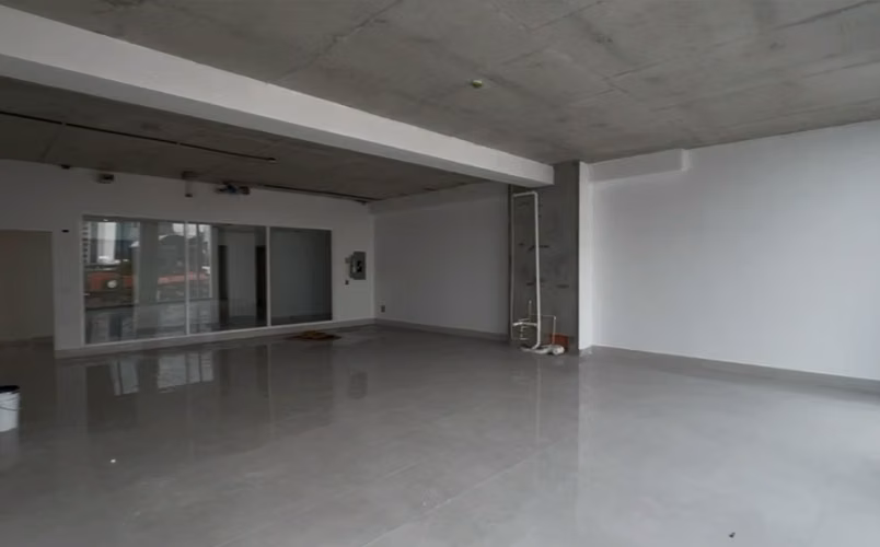 VENTA DE OFICINA EN THE TOWERS BUSINESS PLAZA CALLE 50 - Imagen 2