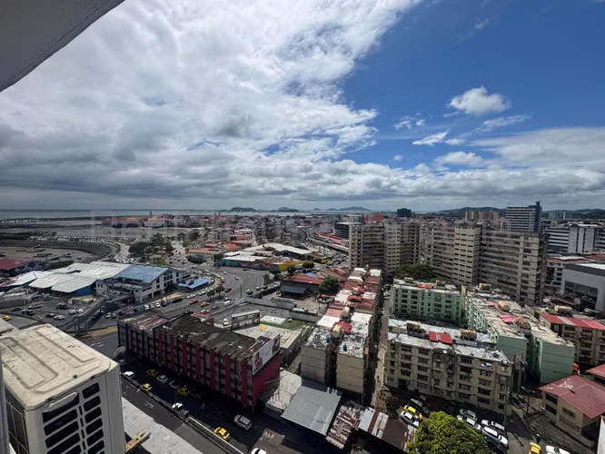 Selling apartment in Avenida Balboa