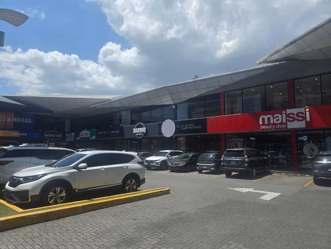 Venta de Plaza Comercial, Costa del Este. Panamá. JR