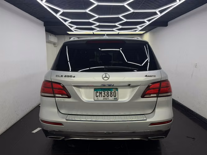 Mercedes Benz GLE - Imagen 4