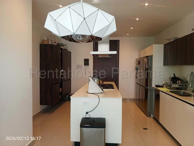 VENTA DE APARTAMENTO EN SOLANA SANTA MARIA HQ