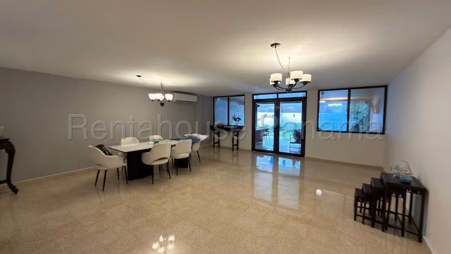 EN VENTA CASA DÚPLEX BELLAVISTA HQ - Imagen 9