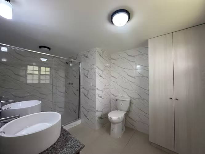 Casa remodelada en venta en Llanos de Curundu Albrook