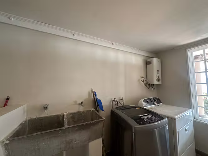 Casa remodelada en venta en Llanos de Curundu Albrook