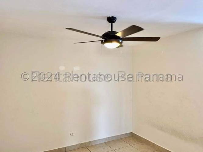 Apartamento en Venta en Condado del Rey JG