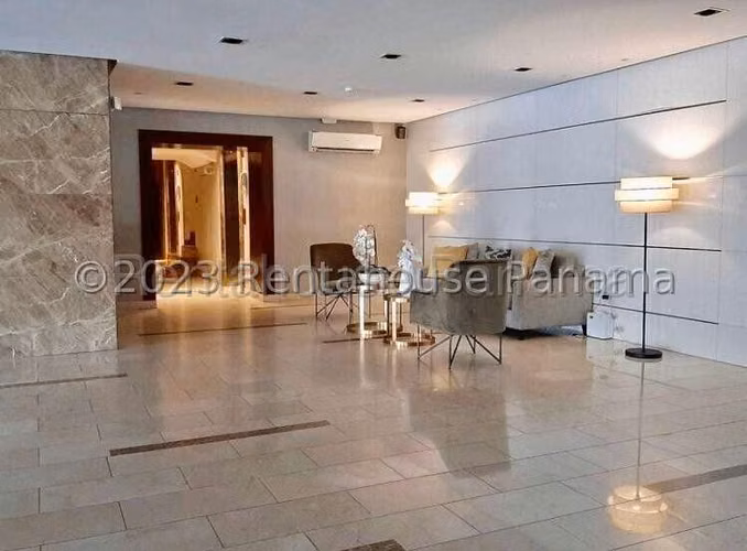 Apartamento en Venta en Condado del Rey JG