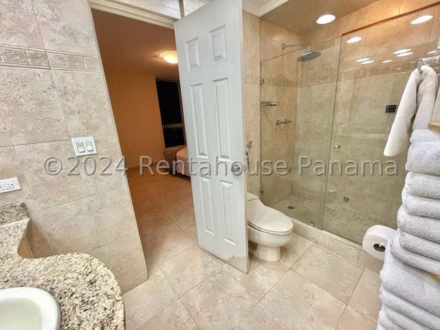 Apartamento en Venta en Mystic Point Punta Pacifica 24YCG6664