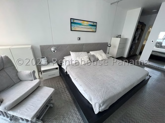 VENTA DE APARTAMENTO EN PUNTA PACIFICA - PH OASIS ON THE BAY