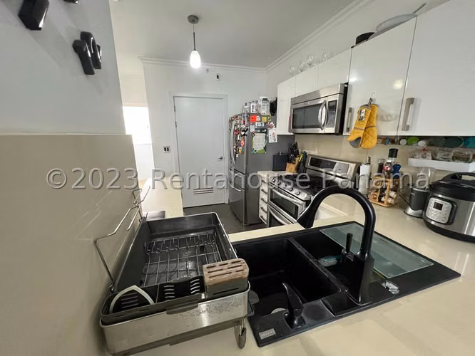 VENTA DE APARTAMENTO EN PUNTA PACIFICA - PH OASIS ON THE BAY