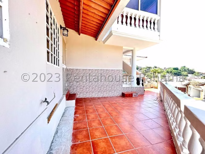 Casa en Venta Altos de Santa Maria 24YCG9814