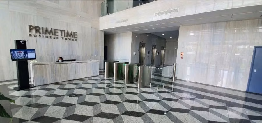 Amoblada Office in East Coast