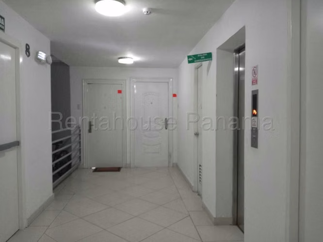 Apartamento en venta en Condado del Rey ABS
