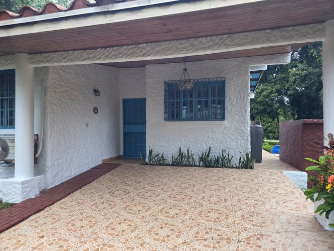CASA DE PLAYA EN CORONADO - DENTRO DEL CLUB DE GOLF