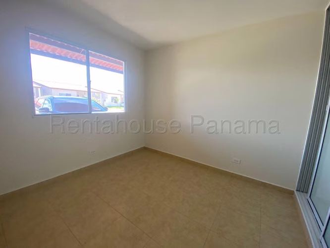 Alquilo Casa Nueva en Arboledas, La Chorrera ABS