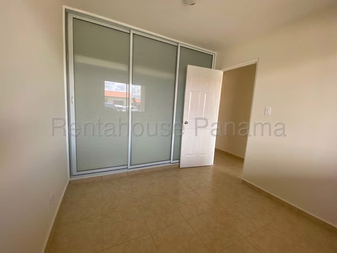 Alquilo Casa Nueva en Arboledas, La Chorrera ABS