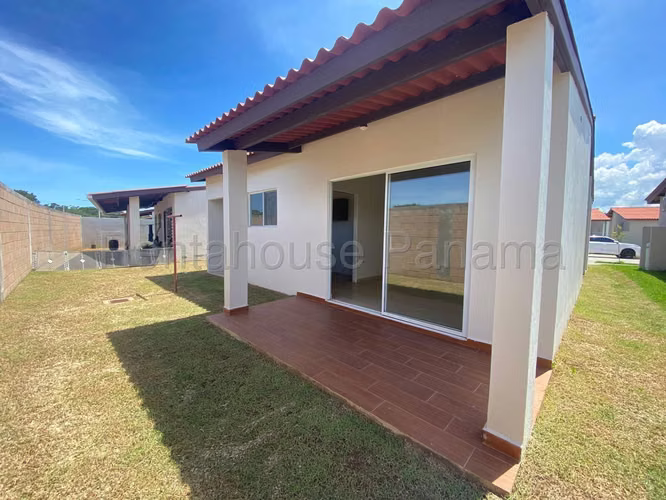 Alquilo Casa Nueva en Arboledas, La Chorrera ABS