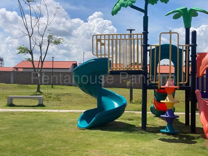 Alquilo Casa Nueva en Arboledas, La Chorrera ABS