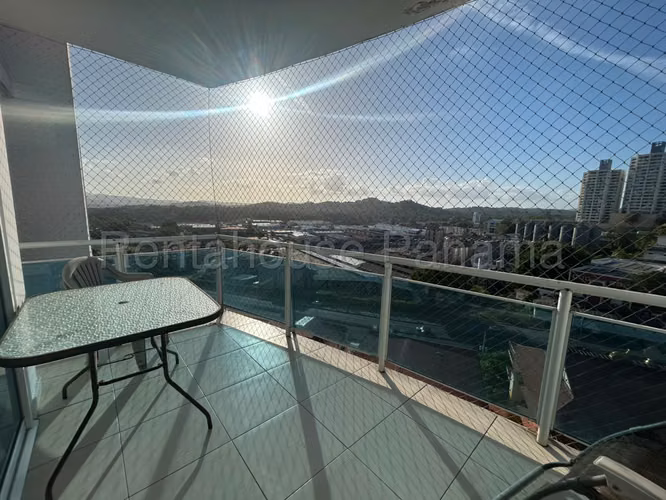 Se Vende Apartamento en El Cangrejo VLU26-6243