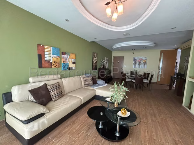 Se Vende Apartamento en El Cangrejo VLU26-6243