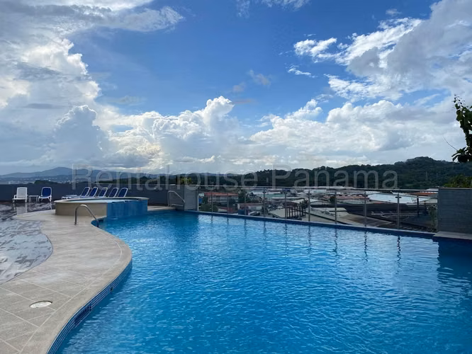 Se Vende Apartamento en El Cangrejo VLU26-6243
