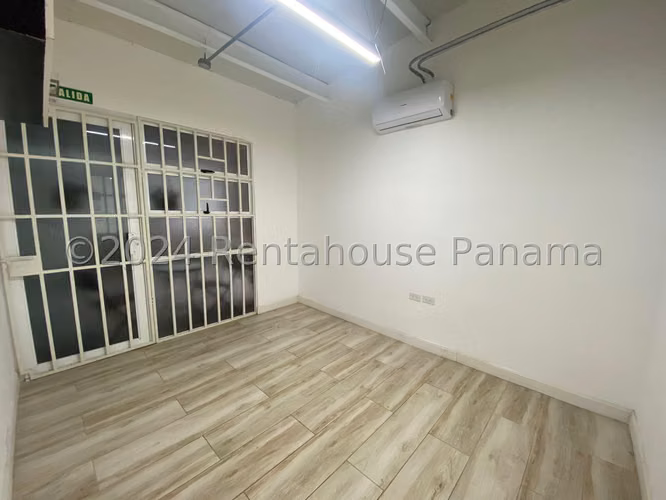 Se Vende Local en El Dorado LA24-9128