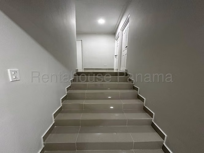 Se Vende Casa en San Francisco LA26-4569