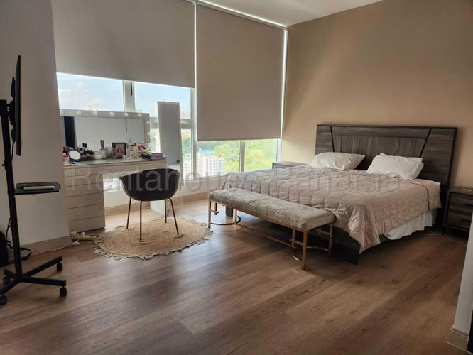 Se Vende Apartamento en San Francisco LA26-1433