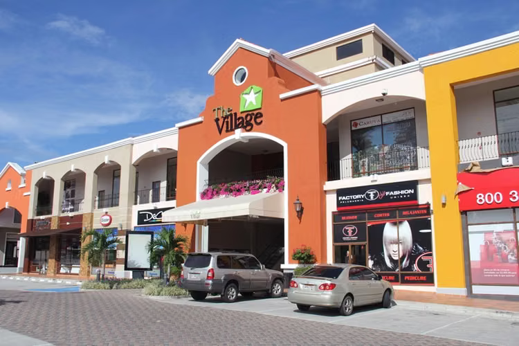 Alquiler de Local Comercial en The Village Coronado
