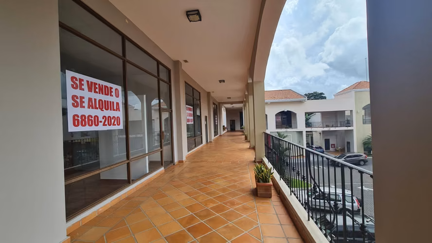 Alquiler de Local Comercial en The Village Coronado