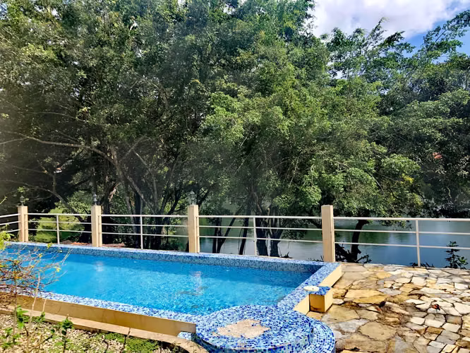 Se Vende villa frente al lago ¡oportunidad de inversión excepcional! - Imagen 9