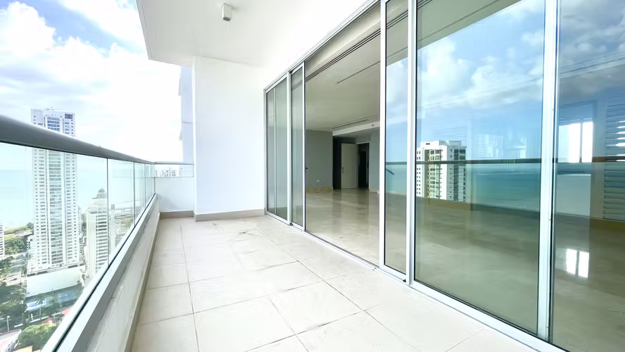 Venta Lujoso apartamento  Vista al mar en Coco del Mar 25*6435Mfk - Imagen 6