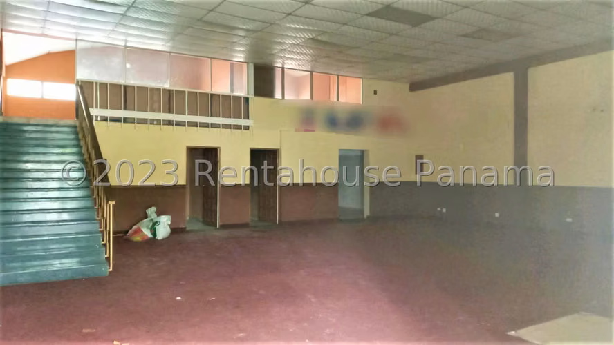 Local / Edificio Comercial en Venta en Avenida Justo Arosemena – 300 m² Terreno JG