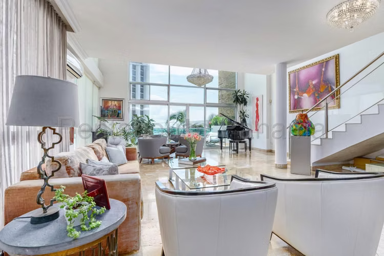 Apartment for Sale in San Francisco JG