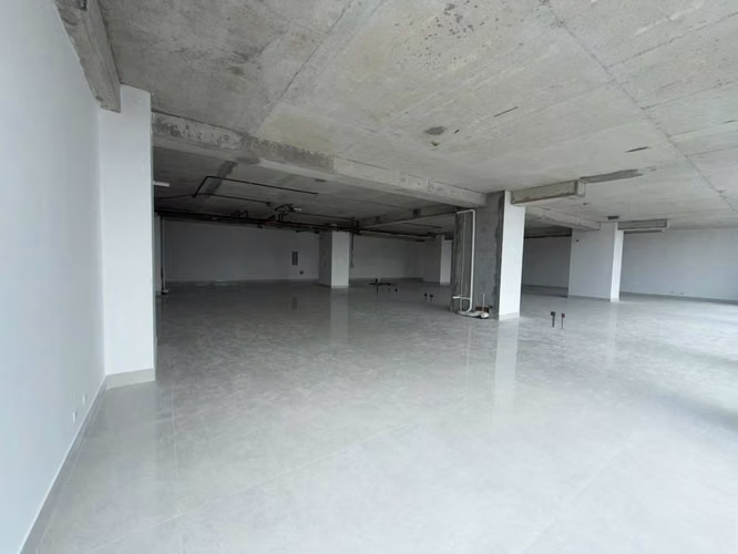 Oficina Amplia de 425 m² en The Towers Plaza en Alquiler - Imagen 15