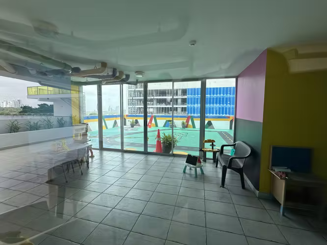 SE VENDE APARTAMENTO AMUEBLADO 82m2 EN PH MOON TOWER-PRECIO REDUCIDO