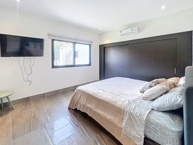 Venta de Casa con Piscina en Coronado – Club de Golf