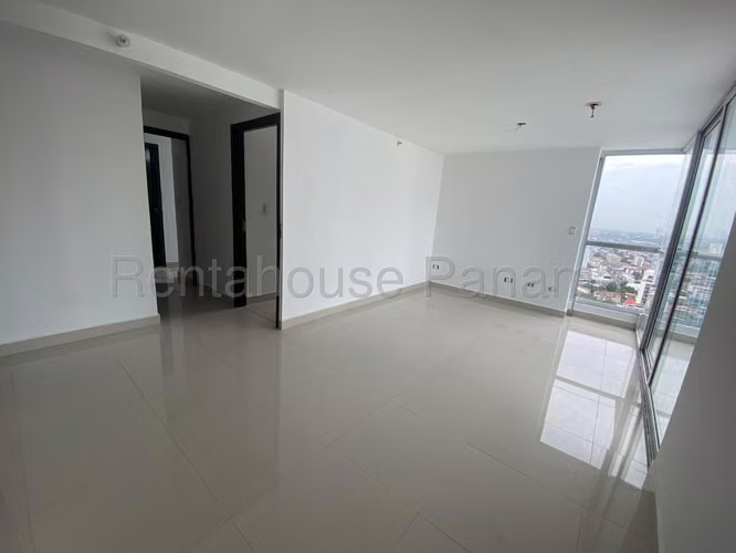Vendo Apartamento Familiar en PH Park Point, Carrasquilla 26-2738GG
