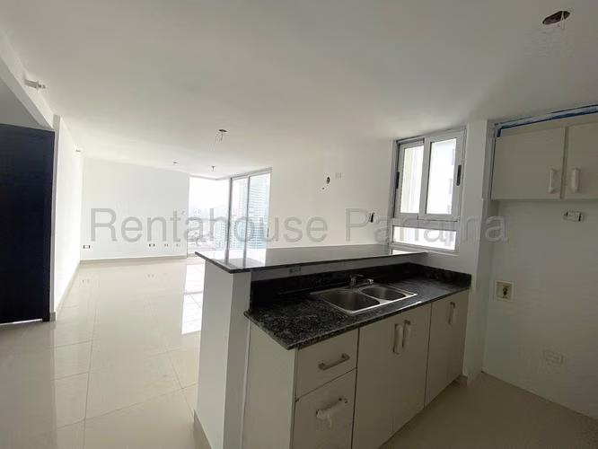 Vendo Apartamento Familiar en PH Park Point, Carrasquilla 26-2738GG