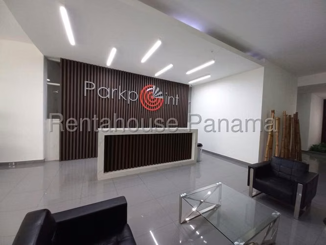 Vendo Apartamento Familiar en PH Park Point, Carrasquilla 26-2738GG