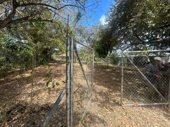 Vendo terreno de playa plano en Nueva Gorgona. Negociable
