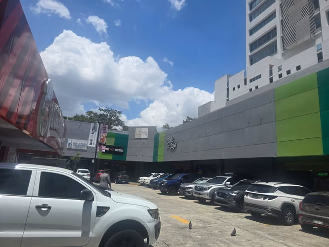 Alquiler planta baja Plaza Cristal, Costa del Este JR - Imagen 5