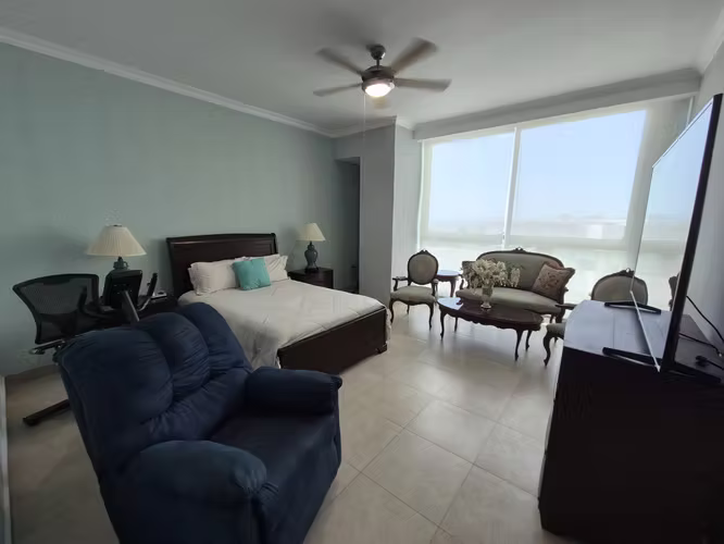 Vendo Moderno y Piso Bajo en Marbella 266mt2 # 2256 avd - Imagen 14