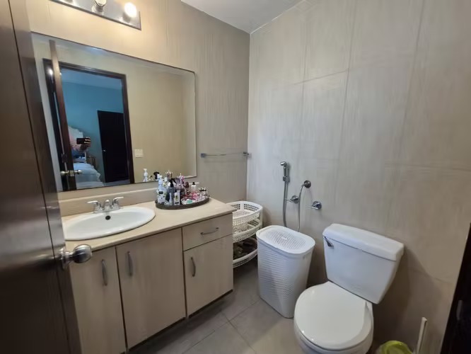 Vendo Moderno y Piso Bajo en Marbella 266mt2 # 2256 avd - Imagen 10