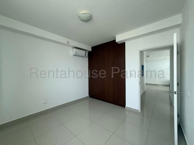 vendo apartamento en el cangrejo OF 24-5881