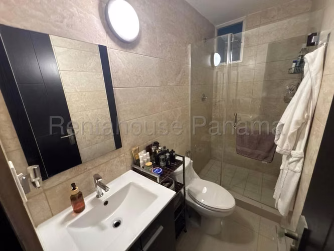 vendo apartamento en carrasquilla OF 26-5494