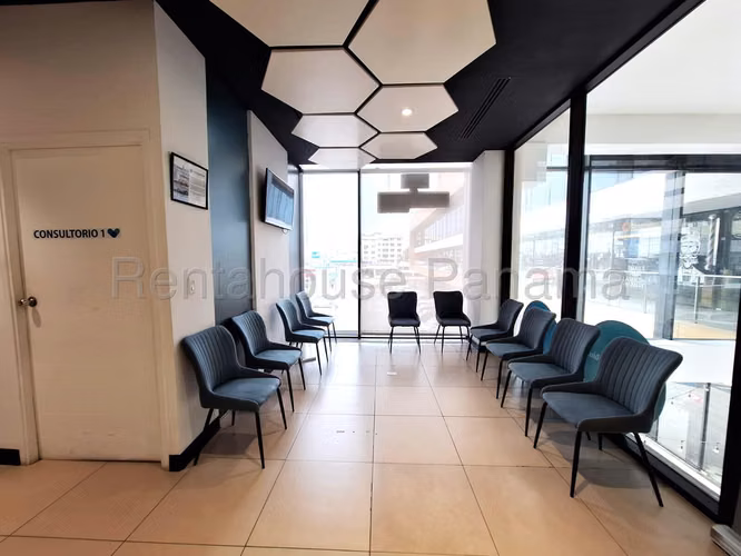 Commercial premises for rent at Liberty Plaza JM