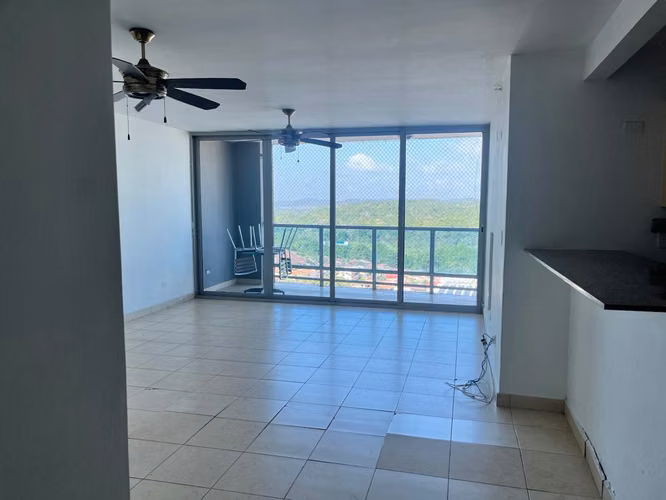 Banco Vende DELUNA PARK VIEW, Villa de las Fuentes